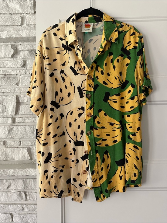 FARM Rio Tops - FARM Rio Yellow & Green Banana Print Short-Sleeve Shirt